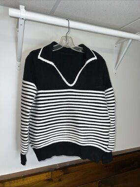 Black & White Striped Sailor Collar Sweater- Small